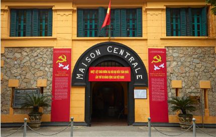 Hoa-Lo-prison-Hanoi-Hilton-1